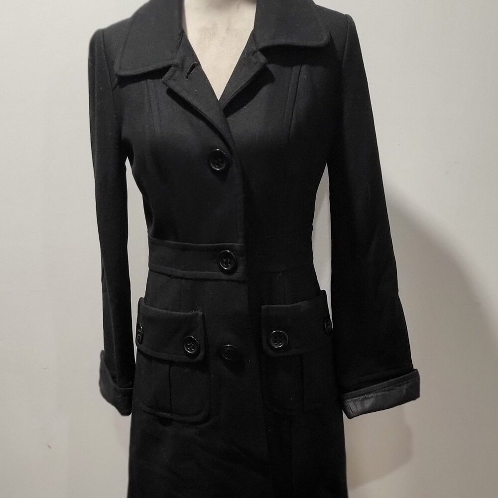Tulle Black Walker Coat, Size Small, 60% Wool, 40% Viscose Dry Clean